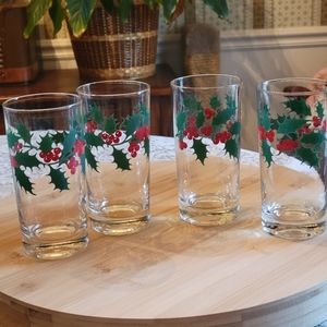 Vintage Indiana, Holly berry glasses. Set of 4